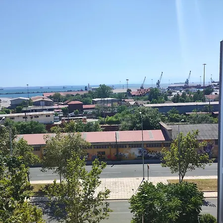 White 아파트 테살로니키