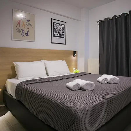 White Apartment Thessaloniki